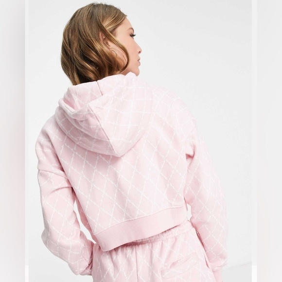 Roadies all over print hoodie in pink - Picture 2 of 10